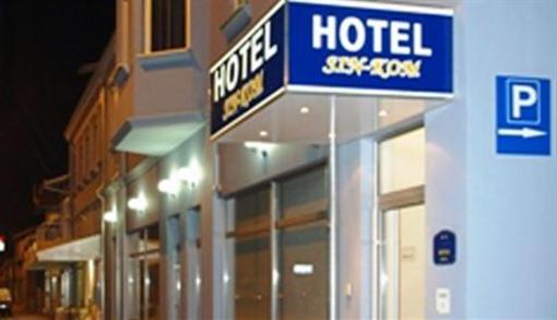 фото отеля Sin Kom Hotel Pirot