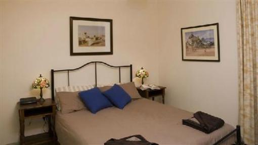 фото отеля Hillsview Apartments