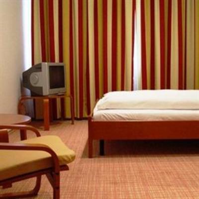 фото отеля Dana 2 Hotel Satu Mare
