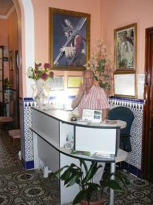 фото отеля Hostal Costa de la Luz Chipiona