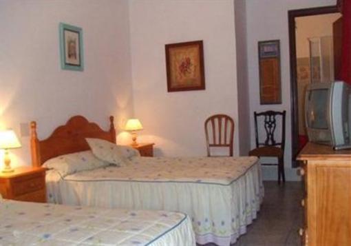 фото отеля Hostal Costa de la Luz Chipiona