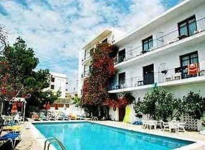 фото отеля Hostal Laurel Ibiza