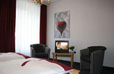 фото отеля Hotel Kronprinz von Bayern
