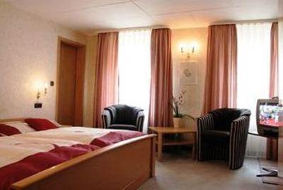 фото отеля Hotel Kronprinz von Bayern