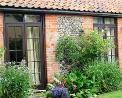 фото отеля Little Clavel Cottage Bury St. Edmunds