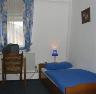 фото отеля Hotel Garni Elsenztal Bammental