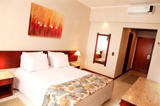 фото отеля Hotel Carlton Plaza