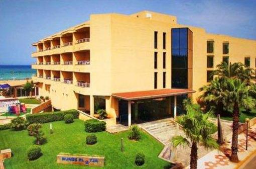 фото отеля Aparthotel Dunes Platja Santa Margalida