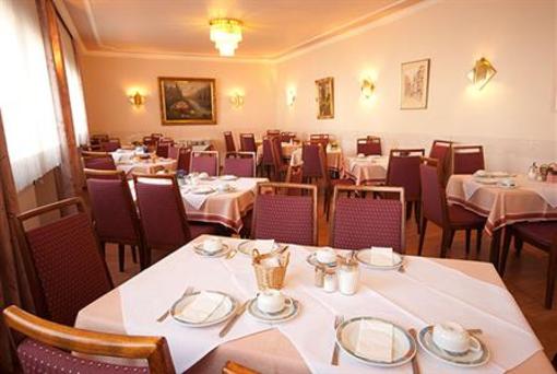 фото отеля Hotel Huss