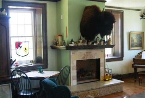 фото отеля Black Horse Inn Sherrill