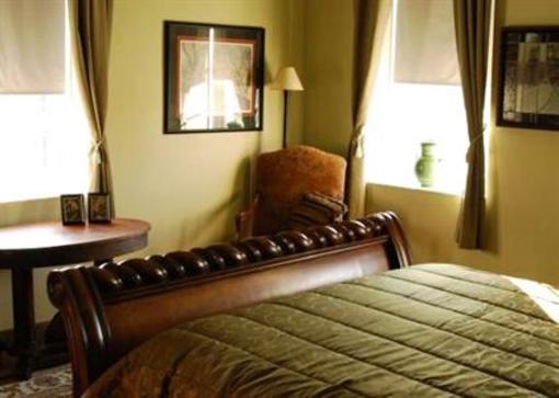 фото отеля Black Horse Inn Sherrill
