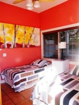 фото отеля Caribbean House Key West