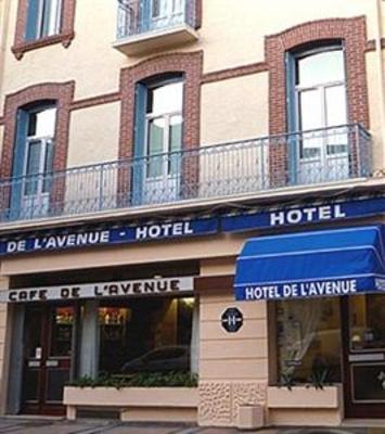 фото отеля Hotel De L'Avenue Tarbes