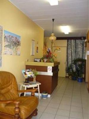 фото отеля Hotel De L'Avenue Tarbes