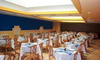 фото отеля Libertador Hotel Santiago