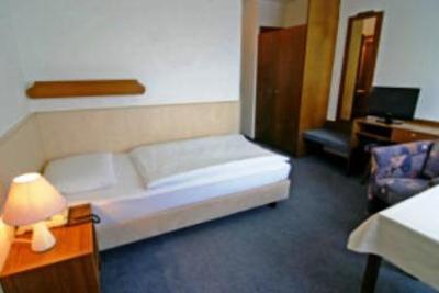 фото отеля Hotel Am Bad Esslingen am Neckar