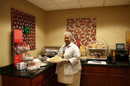 фото отеля Hampton Inn East Aurora