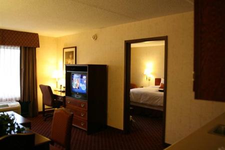 фото отеля Hampton Inn East Aurora