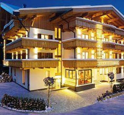 фото отеля Lohningerhof Hotel Maria Alm an Steinernen Meer