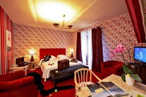 фото отеля Hostellerie Saint Jacques Hotel Saint-Saud-Lacoussiere