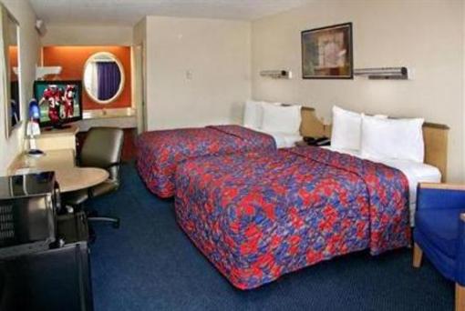 фото отеля Red Roof Inn Willoughby