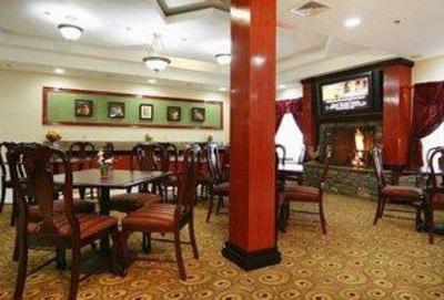 фото отеля Fireside Inn & Suites