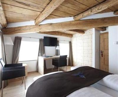 фото отеля Hotel Crusch Alba
