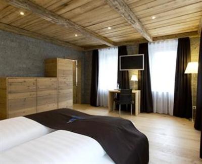 фото отеля Hotel Crusch Alba