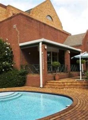 фото отеля Town Lodge Sandton-Grayston Drive