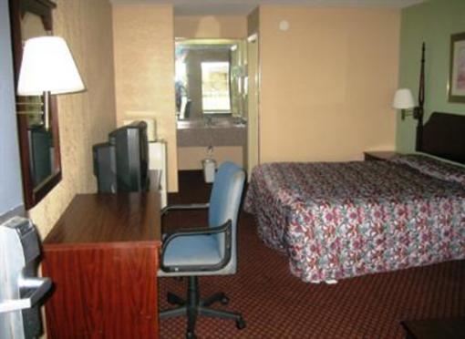 фото отеля Americas Best Value Inn & Suites Sumter