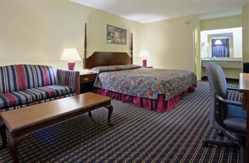 фото отеля Americas Best Value Inn & Suites Sumter