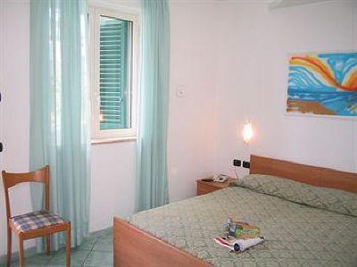 фото отеля Albergo Villa Hibiscus Hotel Forio