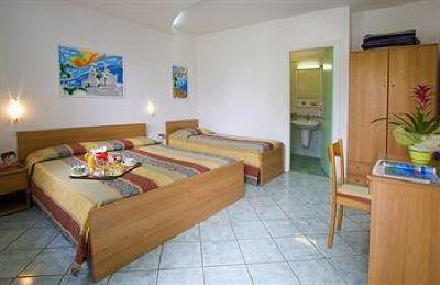 фото отеля Albergo Villa Hibiscus Hotel Forio