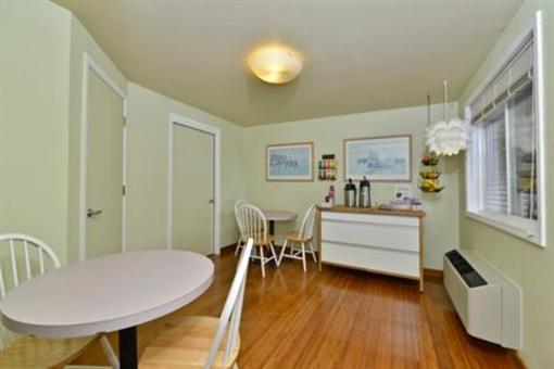 фото отеля Americas Best Value Inn & Suites Newport
