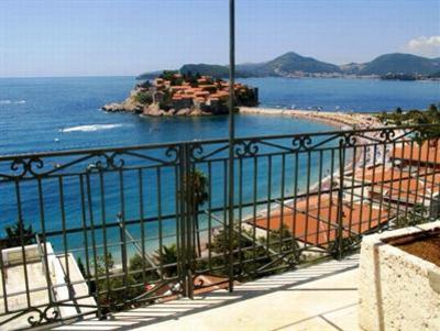 фото отеля Lux Apartments Petrovac