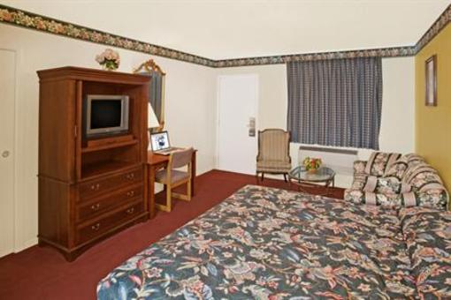 фото отеля Americas Best Value Inn San Marcos (Texas)