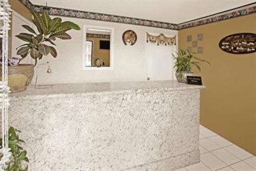 фото отеля Americas Best Value Inn San Marcos (Texas)
