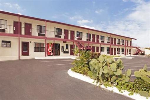 фото отеля Americas Best Value Inn San Marcos (Texas)