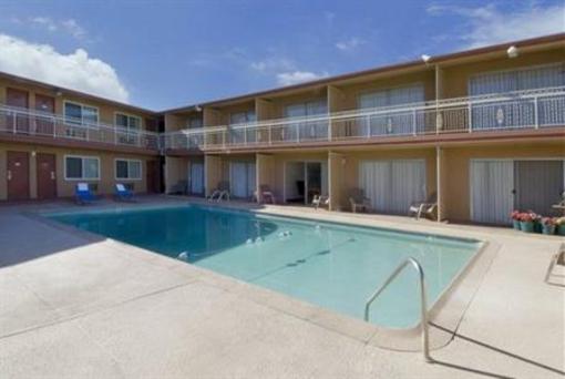 фото отеля Americas Best Value Inn Barstow