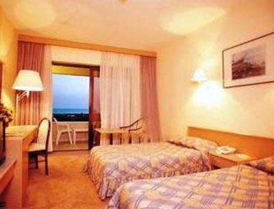фото отеля Grand Prestige Hotel