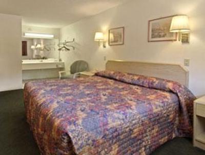 фото отеля Super 8 Chipley