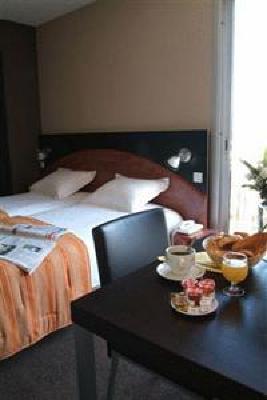 фото отеля Hotel du Baou
