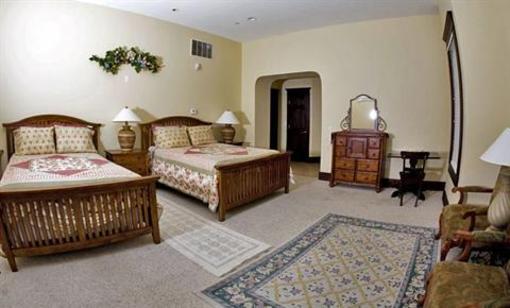 фото отеля Santa Paula Inn B&B