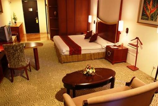 фото отеля Crown Vista Hotel