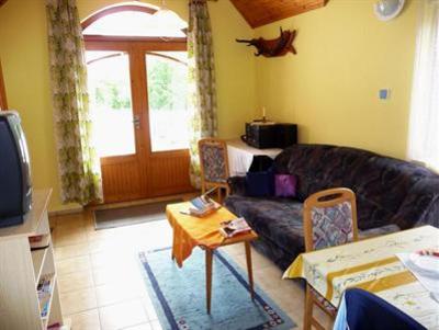 фото отеля Joker Villa Apartmanhaus