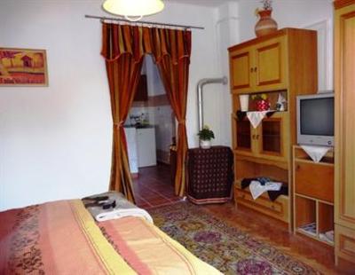 фото отеля Joker Villa Apartmanhaus