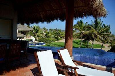 фото отеля Hotel Las Palmas Zihuatanejo
