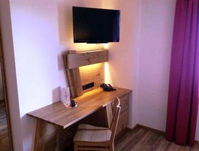 фото отеля Hotel Hirsch Immenstadt