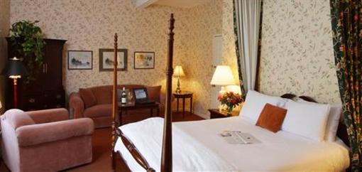 фото отеля Copper Beech Inn