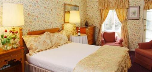 фото отеля Copper Beech Inn